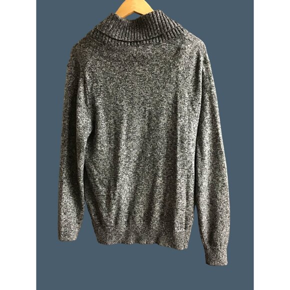 GOODFELLOW & CO. CREW NECK MEN'S SWEATER SIZE MEDIUM - Picture 2 of 7